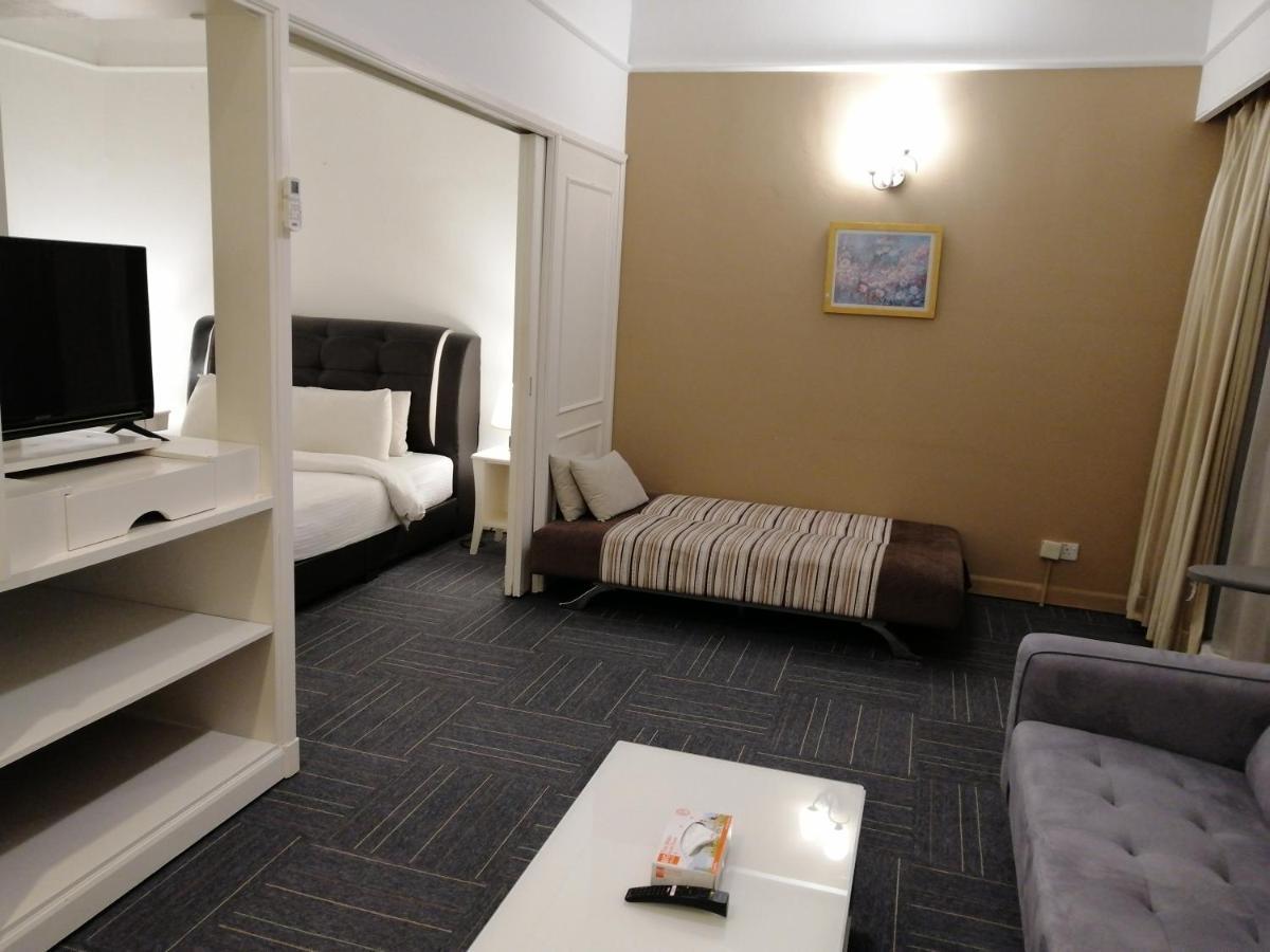 Kl Landmark Apartment At Berjay Times Square Куала-Лумпур Екстер'єр фото